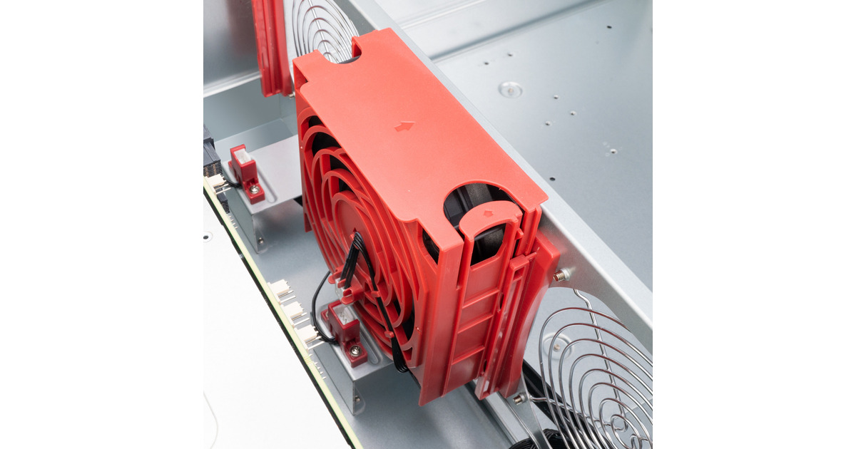 Silverstone SST RM43 324 RS   4U 24 Bay 2.5 / 3.5 HDD Rackmount Storage Chassis With Mini Sas Hd S Kale Se 58332949