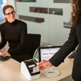 Brother QL-820NWBCVM etiketprinter Direkte termisk Farve 300 x 600 dpi 176 mm/sek. Kabel & trådløs Ethernet LAN DK Wi-Fi Bluetooth grå/Sort, DK, Direkte termisk, 300 x 600 dpi, 176 mm/sek., Farve, Kabel & trådløs