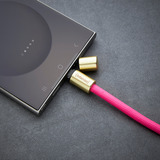 Intenso Mobiltelefonkæde og opladnings-/datakabel neon-pink