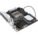 ASUS ThunderboltEX 4 interface-kort/adapter Intern Mini DisplayPort, PCIe, Thunderbolt, USB 2.0, USB 3.2 Gen 2 (3.1 Gen 2), Controller PCIe, Mini DisplayPort, PCIe, Thunderbolt, USB 2.0, USB 3.2 Gen 2 (3.1 Gen 2), PCIe 3.0, Sort, PC, Intel Thunderbolt 4 JHL8540
