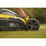 Stanley Batteridrevet plæneklipper (SFMCMW2651M-QW), 36 Volt (2x18V) Sort/Gul