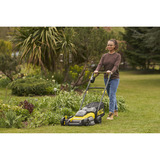 Stanley Batteridrevet plæneklipper (SFMCMW2651M-QW), 36 Volt (2x18V) Sort/Gul