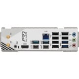 ASRock 90-MXBQL-A0UAYZ, Bundkort 