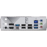 ASRock B650M Pro RS, Bundkort 