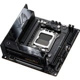 ASUS ROG STRIX X670E-I GAMING WIFI AMD X670 Sokkel AM5 mini ITX, Bundkort Sort/Sølv, AMD, Sokkel AM5, DDR5-SDRAM, 64 GB, DIMM, To-kanals