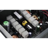 DeepCool PF700 enhed til strømforsyning 700 W 20+4 pin ATX ATX Sort, PC strømforsyning Sort, 700 W, 220 - 240 V, 50 Hz, 100 W, 696 W, 100 W