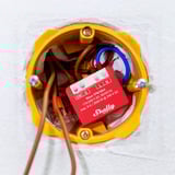 Shelly Wave 1PM Mini, Relay Rød