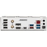 GIGABYTE B760M AORUS ELITE AX bundkort Intel B760 Express LGA 1700 micro ATX Sølv, Intel, LGA 1700, Intel® Celeron®, Intel® Core™ i3, Intel® Core™ i5, Intel® Core™ i7, Intel® Core™ i9,..., LGA 1700, DDR5-SDRAM, 256 GB
