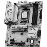 MSI 7E75-001R, Bundkort 