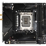 ASRock 7E03-001R, Bundkort Sort/Sølv