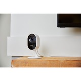 Arlo Essential IP-sikkerhedskamera Indendørs 1920 x 1080 pixel Loft/væg/skrivebord, Overvågningskamera Hvid/Sort, IP-sikkerhedskamera, Indendørs, Trådløs, 91,44 m, Amazon Alexa & Google Assistant, 2400 Mhz
