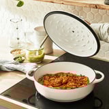 Tefal Serveringspande LOV støbejern Ø 28cm, Stegepande Beige