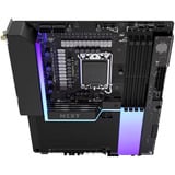 NZXT Bundkort Sort