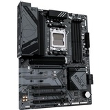 GIGABYTE B650 EAGLE, Bundkort 