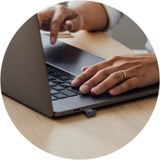 Kensington VeriMark Guard USB-A Fingeraftryks Sikkerhedsnøgle, USB-stik Sort, WebAuthn/CTAP2.1, FIDO U2F, 40 g, 130 mm, 21 mm, 80 mm, 5 stk, 250 g