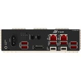 GIGABYTE TRX50 AI TOP bundkort AMD TRX50 Socket sTR5 Udvidet ATX Sølv/Sort, AMD, Socket sTR5, AMD Ryzen Threadripper 7000 Series, AMD Ryzen Threadripper PRO 7000 WX-Series, sTRX5, 2 TB, DDR5-SDRAM
