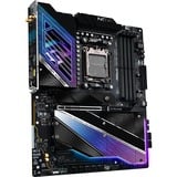 ASRock X870E Nova WiFi, Bundkort 