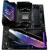 ASRock X870E Nova WiFi, Bundkort 