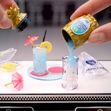 MGA Entertainment Make It Mini Happy Hour, Klippe og klistre Miniverse Make It Mini Happy Hour, 8 År, Flerfarvet, Plast, Resin