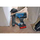 Bosch Batteridrevet træklammer GNH 18V-50-2M Professional solo, 18Volt, søm maskine Blå/Sort