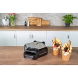 Unold Bobby 1 vaffel/vafler 700 W Sort, Sølv, Vaffeljern rustfrit stål/Sort, 1 vaffel/vafler, Sekskantet, Sort, Sølv, Plast, Rustfrit stål, 0,7 m, Sort