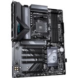 GIGABYTE B550 X EAGLE, Bundkort 