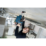 Bosch Kombisæt batteridrevet bore-/skruemaskine 18 volt 65 + borehammer 18 volt 26 med 2 batterier 5 Ah og oplader Kit