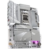 GIGABYTE X870 AORUS ELITE WIFI7 ICE, Bundkort Sølv