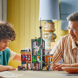 LEGO Spider-Man mod Oscorp, Bygge legetøj Byggesæt, 10 År, Plast, 808 stk, 1,55 kg
