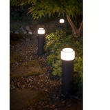 Philips Hue White & Color Ambiance sokkel lampe Calla til udendørs brug, LED lys Sort