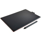 Wacom One by Medium tegneplade Sort, Rød 2540 lpi 216 x 135 mm USB Sort/Rød, Ledningsført, 2540 lpi, 216 x 135 mm, USB, Kuglepen, Sort, Rød