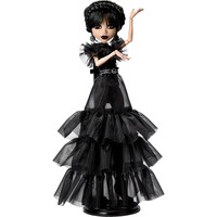 Mattel HXJ03, Dukke 