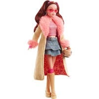 Mattel HYC19, Dukke