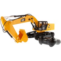 Carrera 1:24 RC CAT 336 Gravemaskine 