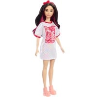 Mattel HRH12, Dukke 