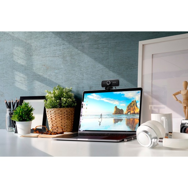 Creative Live! Cam Sync 1080p webcam 2 MP 1920 x 1080 pixel USB 2.0 Sort Sort, 2 MP, 1920 x 1080 pixel, 30 fps, 1280x720@30fps,1920x1080@30fps, 720p,1080p, BMP,JPG